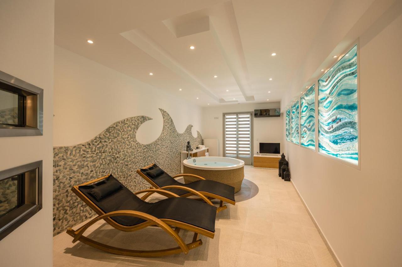 Santorini Grand Luxury Villas 이메로비글리 외부 사진